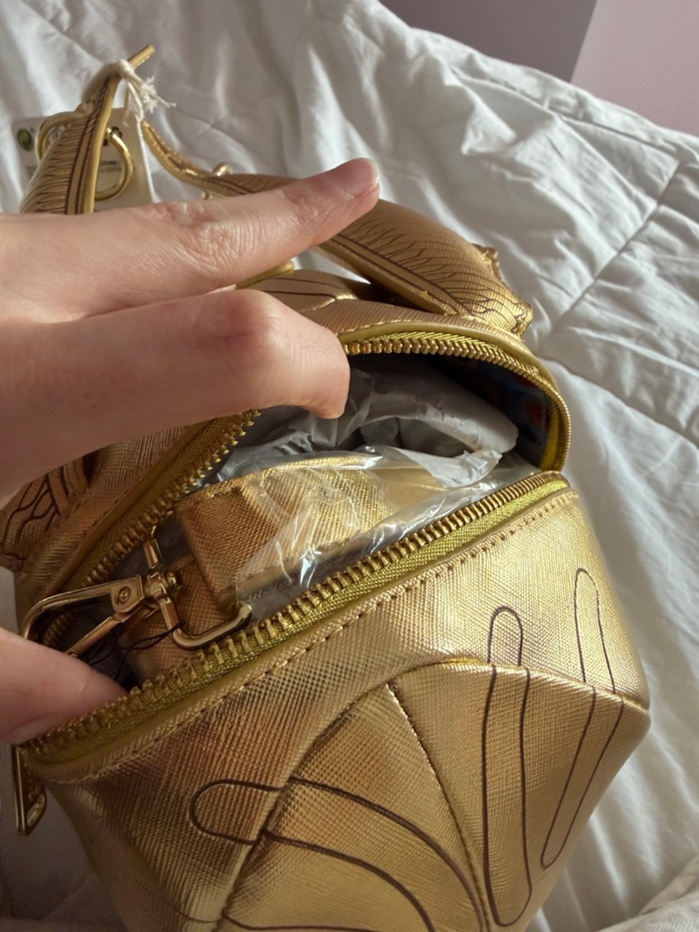 Loungefly Harry Potter Metallic Gold Golden Snitch Mini Bag - Picture 4 of 5